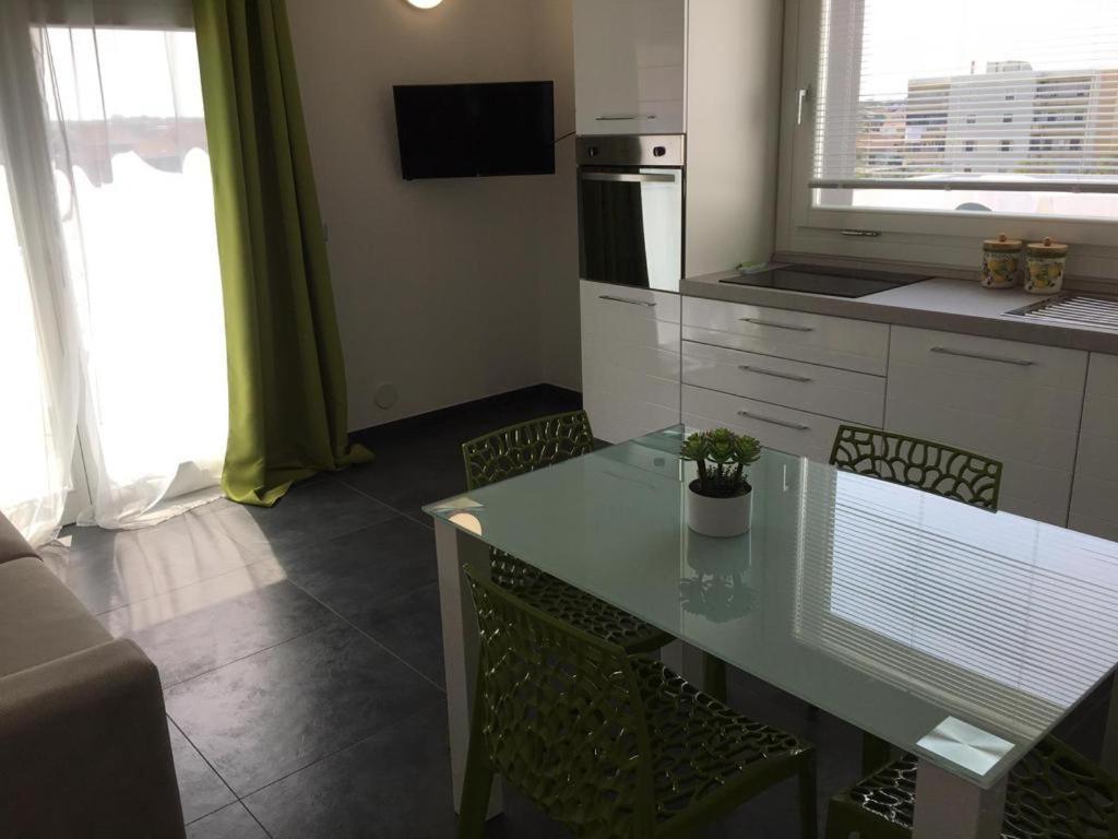 Casa Vacanza Colors Porto Torres Zewnętrze zdjęcie